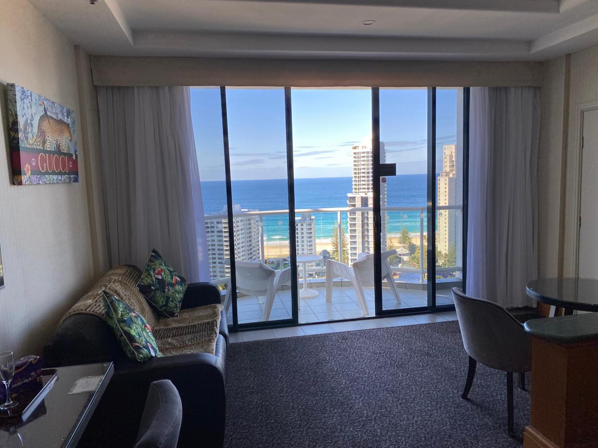 Luxury Privately Owned Ocean View Studio Apartments At O4Ks Gold Tower Гоулд Коуст Екстериор снимка
